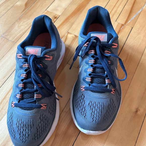 Nike Lunarglide 5 Runners - Picture 2 of 8